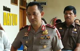 Kisah dua jenderal kristen mantan kapolri. Isu Agama Kristen Akan Hambat Jalan Kabareskrim Sigit Prabowo Jadi Calon Kapolri Indonesiakininews Com