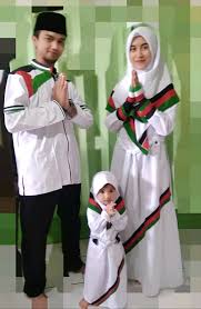 Dengan aksen asesoris khas warna bendera palestina size s m l xl atau bisa request. 30 Ide Keren Baju Gamis Palestina Couple Trend Couple