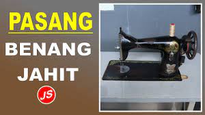 Nah video di bawah ini jangan lihat merk mesinnya yg asing di indonesia tapi bentuk dan jalur benang. How To Install Threads On A Classic Butterfly Sewing Machine Youtube