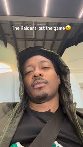 We all have dreams but what are we doing to pursue them? All the dream  chasers out there don't give up. You're almost there!✌🏾