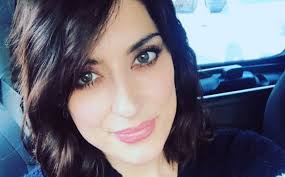 Résultat de recherche d'images pour "elisa isoardi"