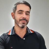 90+ ملفًا شخصيًا يحتوي على “Tabone”