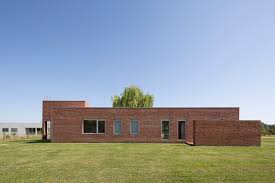 Which is the best indoor / outdoor house plan? Country House La Ranita Estudio Damero Archdaily