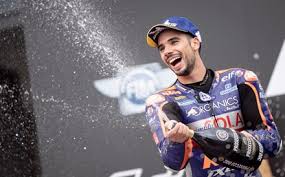 Moto gp hoje / miguel oliveira somou mais três pontos no mundial de. Miguel Oliveira Faz Historia Ao Conquistar Primeira Vitoria Em Motogp Desporto Jornal De Negocios