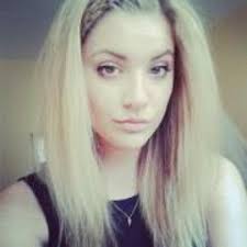 We fill in the gaps that other credit score providers simply don't. Dominika Martincova 1 S Stream