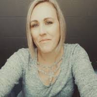 Angela Mims's Instagram, Twitter & Facebook