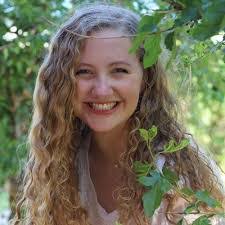 Melanie Musselman's Instagram, Twitter & Facebook