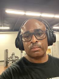 Run your race to win..This is about more than just getting healthy or  losing weight again..It's about never giving up..It's about even in your  struggle of whatever life hands you..You must Pray