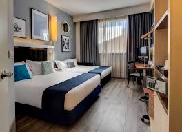 Find all the transport options for your trip from bologna airport (blq) to holiday inn express bologna fiera right here. Hotel In Der Nahe Von Messe Holiday Inn Bologna Fiera
