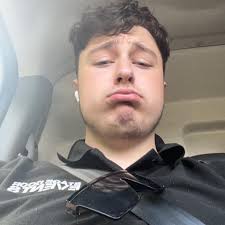 Hi all, Please could anyone recommend a decent and reliable DJ and caterer  for a girls 13th birthday party. Thanks in advance