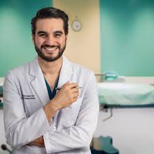 Dr. Yicoaldo Camacho - Ortopedista en CDMX