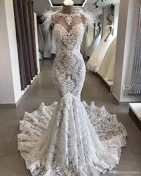 Epingle Sur Robe Blanche