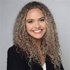 Sara Herter's Instagram, Twitter & Facebook