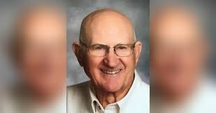 Obituary for Lester "Les" Leonard Henning