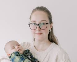 Military Spouse Fine Artists Network (MilspoFAN) is empowering military  spouses in the fine arts