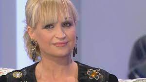 Simona şi dichiseanu au fost soţ şi soţie, vreme de 22 de ani, iar de 10 ani nu mai formează un cuplu. Cum AratÄƒ Simona Dichiseanu La 51 De Ani Ce Cadou A Primit De La Fostul SoÅ£ Ion Dichiseanu Foto Stiri Mondene