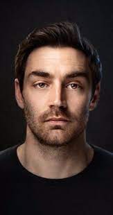 They are designed to not only look and feel great but also during the 30s, 40s and early 50s, the rockabilly hairstyle was in vogue. 40 Hairstyles For Men In Their 40s Hairstyle On Point Matthew Mcnulty Top Haircuts For Men Man Bun Hairstyles