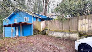 8825 S 132nd St, Renton, WA 98055