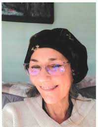 Gina Mangano's Instagram, Twitter & Facebook