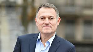 Energie Solaire Le patron lyonnais qui défie les Chinois