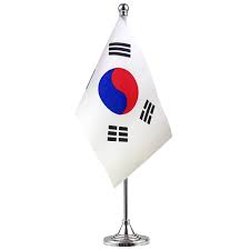 Amazon.com: GentleGirl Korea Flag Korean Flags, Small Mini Korean State Flag  Desk Flag Stick Office Table Flag on Stand Base,Festival Events  Celebration,Home Decoration : Office Products