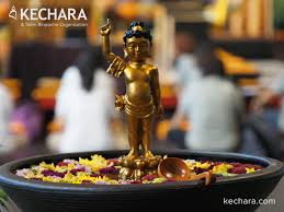 A devotee prays during vesak day celebrations at the enlightened heart tibetan buddhist temple in perak, malaysia, on may 19, 2019. Over 1000 Visitors In Kechara Forest Retreat For Wesak 2019 2019å¹´å«å¡žèŠ‚å¸å¼•é€¾åƒåå–„ä¿¡å‰æ¥å…‹åˆ‡æ‹‰ç¦…ä¿®æž—æµ´ä½›ç¥ˆç¦ Tsem Rinpoche