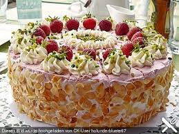 Erdbeer Sahne Torte Von Holunderbluete67 Chefkoch Kuchen Und Torten Erdbeer Sahne Torte Leckere Torten