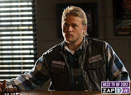 Sons Of Anarchy Season 5 Pictures Jax At The Head Of The Table Sons Of Anarchy Anarchy Jax Teller