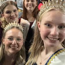 E ontem dia 21/09, nossa 1° Princesa @monicareginakonsgen, se fez presente  em mais um evento, na Festa anual da Comunidade Evangélica São Pedro de  Harmonia ✨ Parabenizamos a comunidade e organização pelo