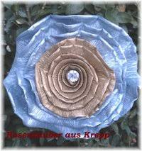 2 years ago2 years ago. Krepprose Zweif Silber Gold Floristenkrepp Ca 11 Cm Rosenzauber Aus Krepp