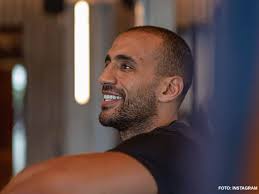 Badr hari vs alexey ignashov the first round. News Update Badr Hari Out Of Quarantine Alex Pereira Signs Mma Contract Kickboxing Z Kickboxing News