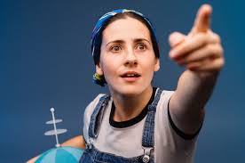 ALICIA DESPUÉS DE ALICIA"