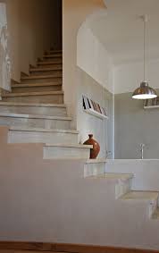 Partez à la découverte de l'univers des enduits décoratifs yellostone. Comment Realiser Un Escalier En Beton Cire Facilement Nos Conseils