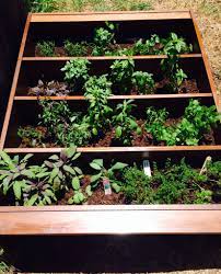 Whether to read for pleasure, for reference or for help with i can always find room on my bookshelf for another garden book to fill my need for reference. Pin By Vanessa Barrios On Outdoor Ideas Bookshelves Diy Diy Wood Projects Diy Garden