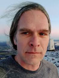 The sloppy relationship between neural circuit structure and function