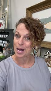 Did anyone know, where to donate your clothes for free? Not like Goodwill  but someplace you can donate and other people can get it free after u  donate. Thanks in advance! |