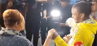 Украинский борец и народный депутат ix созыва верховной рады. Zhan Belenyuk Ukrainskij Borec Sdelal Trogatelnoe Priznanie Po Priletu V Kiev Olimpiada 2016 Olimpijskie Igry Mama Belenyuka Obozrevatel