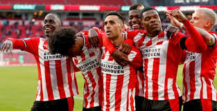 Psv eindhoven vs groningen key facts. Belangrijke Rol Voor Var Psv Wint Van Groningen Na Afgekeurde Goals En Penalty Voetbalprimeur Nl
