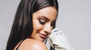 Glee” stars Lea Michele, Darren Criss to perform at Taft