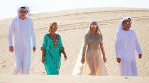 Mit youtuberin shirin david gegen den quotenschwund. Deutschland Sucht Den Superstar In Dubai Die Jury Mit Spiegel Sonnenbrillen Sz Magazin