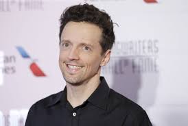 Jason Mraz talks NAMM award, 'SHINE' live show, Bernie Sanders