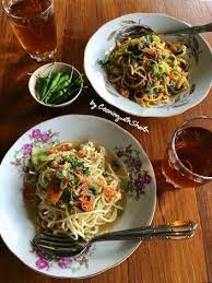 Resep Mie Nyemek Khas Yogya Oleh Cooking With Sheila Recipe Memasak Makanan Resipi Makanan