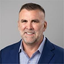 Blake Clifford's Instagram, Twitter & Facebook