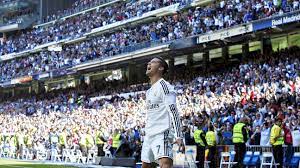 While the renovations are occurring, real madrid have moved their games to the 6,000 seat stadium that is usually home to real madrid castilla, the reserve team that plays in the spanish third. Real Madrid Want Bernabeu Fans Whites Flash Mob Quedada Blanca Atletico Madrid Champions League
