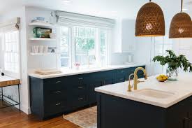 Studio mcgee proves that chic lighting absolutely belongs in the kitchen, and that, right now, mixing metals is practically mandatory. Lynwood Remodel Kitchen Salt Lake City By Studio Mcgee Houzz