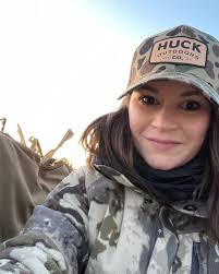 Melissa Chesnut (@melissachesnut_) • Instagram photos and videos