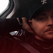 𝗜𝘁 𝗶𝘀 𝗦𝘁𝗶𝗰𝗸𝗲𝗿 𝗦𝘂𝗻𝗱𝗮𝘆 🏷️✨ Grab one during your visit,  share a fun video or photo, and tag us