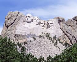 The Black Hills Mt Rushmore I Ll Bet It Hasn T Changed Since Joe And I Were There Road Trip Fun Mount Rushmore Favorite Places