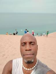 Feeling prioritized by partner, but not by others