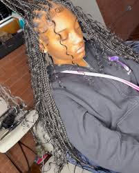 baby hairs seals the deal👌🏽, #stlbraider #bohoknotlessbraids  #stlknotlessbraids